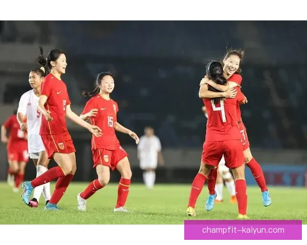 印尼队在亚洲杯首战精彩进球，状态回暖令人期待